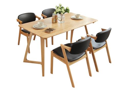 北欧风格全实木餐桌
