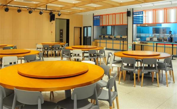 职工食堂桌椅_公司食堂实木圆形餐桌