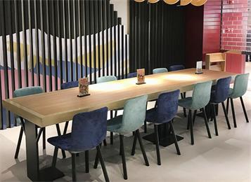 多人位肯德基麦当劳快餐厅西餐店实木桌椅 多人位肯德基麦当劳快餐厅西餐店实木桌椅