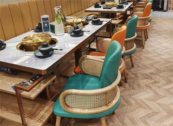 椰皇四季椰浆鸡餐厅火锅桌椅家具
