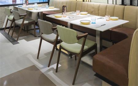餐饮店桌椅如何选购，采购好的餐厅桌椅有哪些方法？