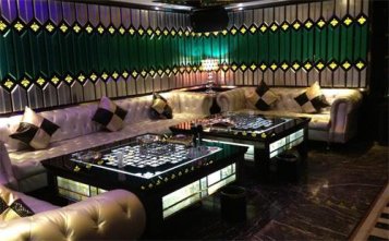 青岛美式酒吧沙发定制厂家--海德利家具