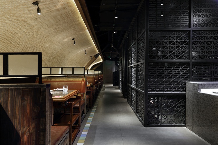 火锅餐厅空间设计效果图