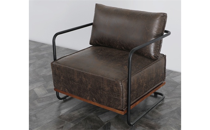 咖啡馆欧式工业风皮革软包单人沙发椅