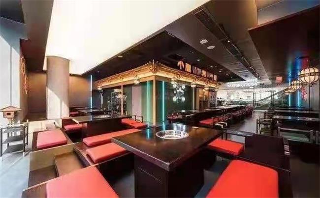 火锅店桌椅